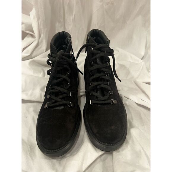 Aquatalia Women's Black Liviana Weatherproof Suede Hiking Bootie Size 9 NWOT - Picture 2 of 8